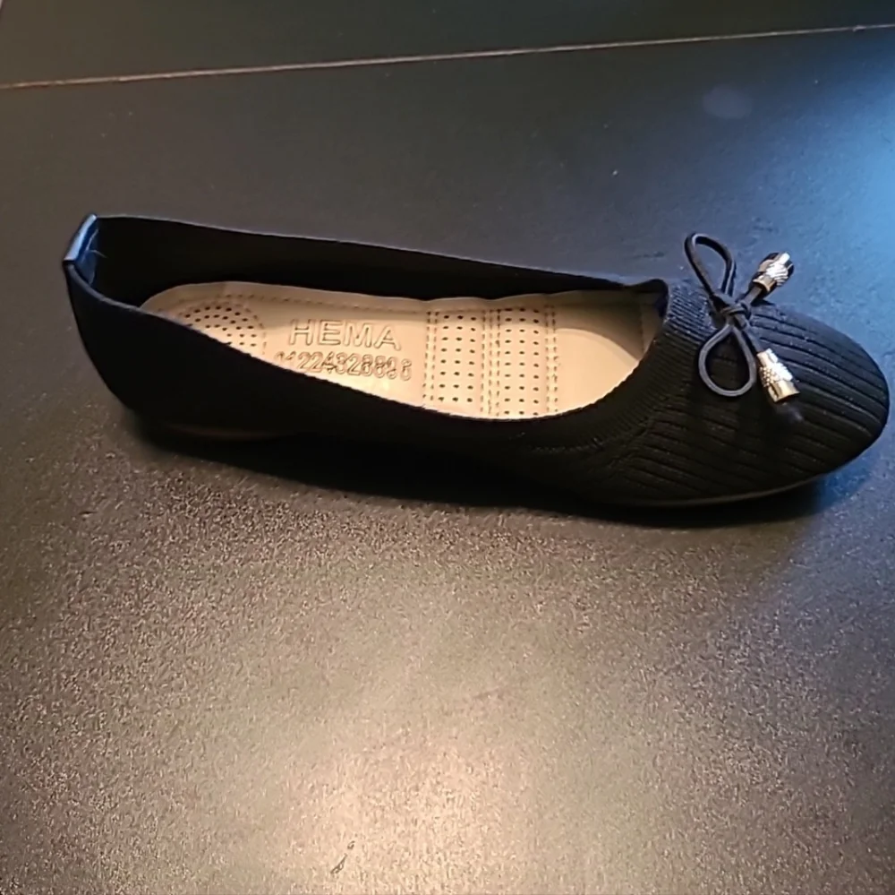Paris Hema Black Ballet Flats, Sz 6.5 NWOT